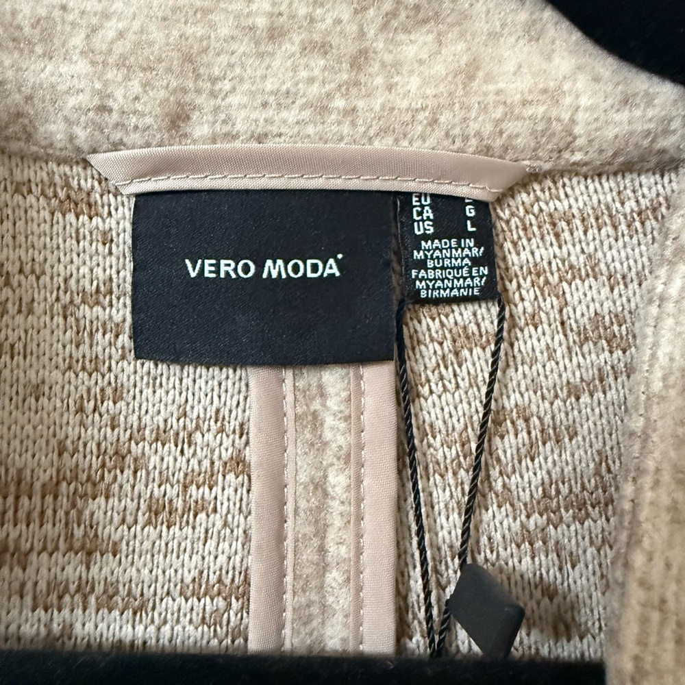 Vero Moda Sweater Jacket - Picture 3 of 4